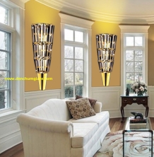 Đèn treo tường pha lê NV 6802A