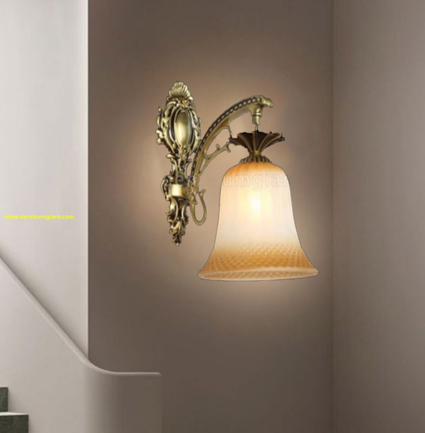 Đèn treo tường cổ điển NV 076/1