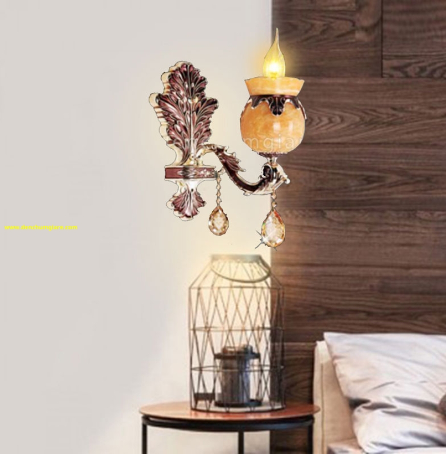 Đèn treo tường cổ điển NV 88008/1