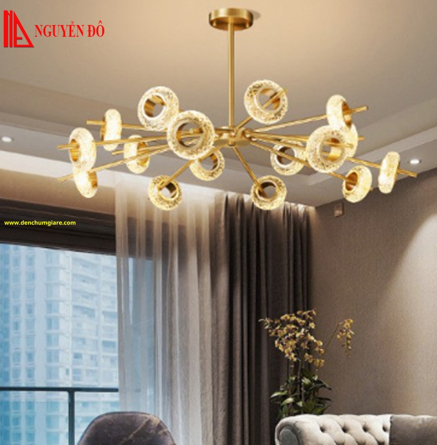 Đèn chùm hiện đại, đèn chùm trang trí THCN 240, tạo hình bởi 16 vòng trang trí pha lê cao cấp
